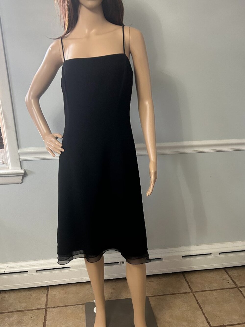 Ann Taylor LBD Cocktail Party Size 6